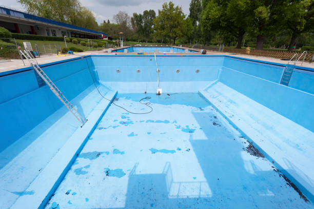 Best 24/7 water damage repair  in Bellflower, CA